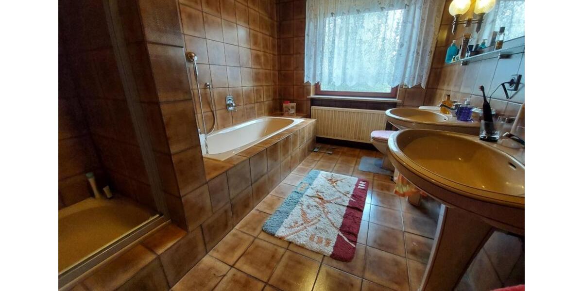 Etagenwohnung Würzburg - 1 Zimmer, 90 m&sup2;, 460&euro; | Angebot:24874155