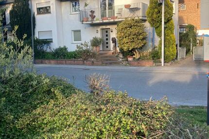 Haus Bürstadt - 4 Zimmer, 182 m&sup2;, 1.680&euro; | Angebot:26102178