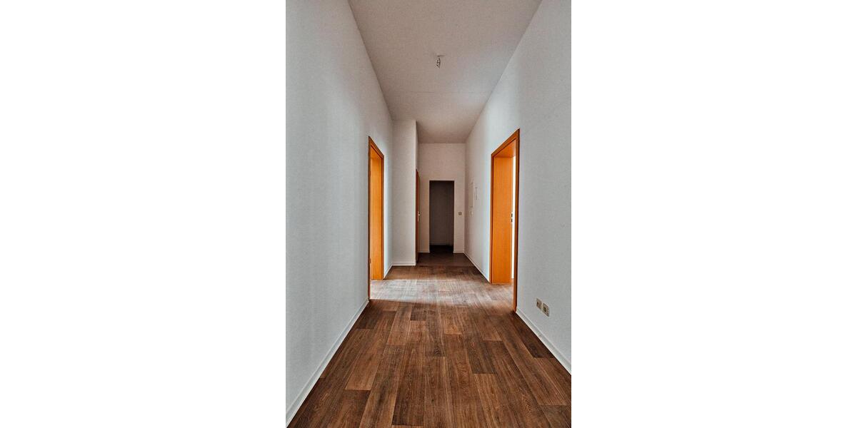 Etagenwohnung Zeitz - 4 Zimmer, 91 m&sup2;, 452&euro; | Angebot:26619863