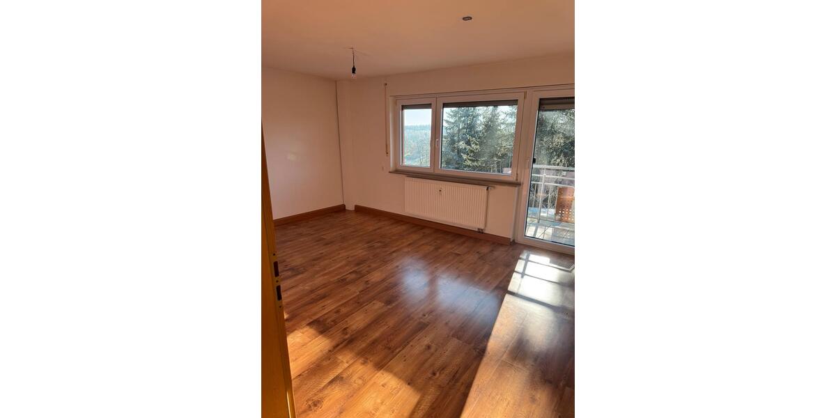 Etagenwohnung Wüstenrot - 3.5 Zimmer, 96 m&sup2;, 850&euro; | Angebot:26689023