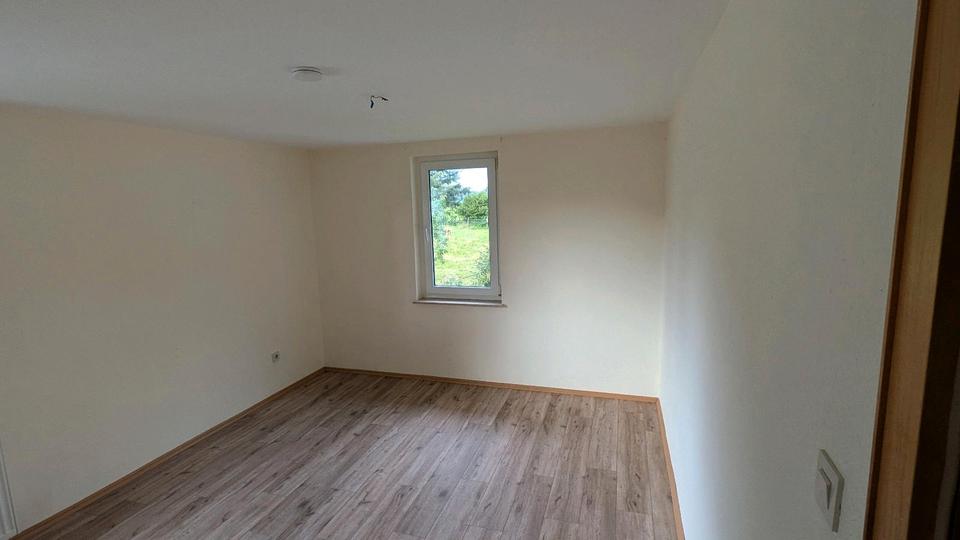 Etagenwohnung Brilon - 3 Zimmer, 100 m&sup2;, 590&euro; | Angebot:25612853