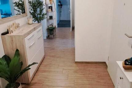 Wohnung Oschersleben (Bode) - 3 Zimmer, 93 m&sup2;, 877&euro; | Angebot:24691965