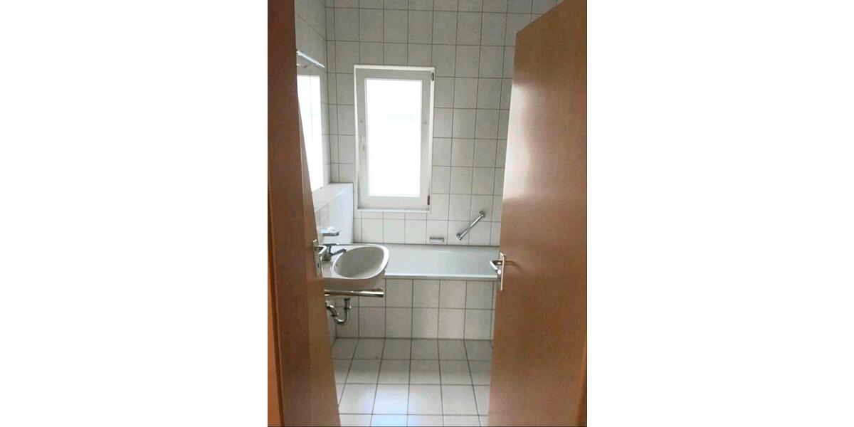 Einfamilienhaus Heidenheim an der Brenz - 3 Zimmer, 80 m&sup2;, 950&euro; | Angebot:26272314