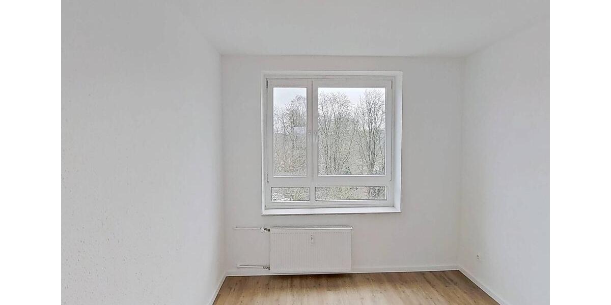 Etagenwohnung Celle - 3 Zimmer, 82 m&sup2;, 699&euro; | Angebot:25807696