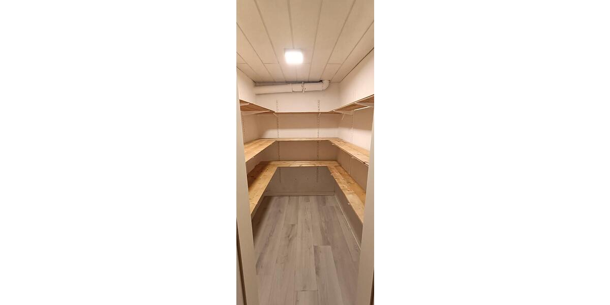 Etagenwohnung Wiesbaden Schierstein - 3 Zimmer, 94 m&sup2;, 1.550&euro; | Angebot:26550203
