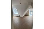 Dachgeschoßwohnung Wilhelmshaven - 2 Zimmer, 71 m&sup2;, 720&euro; | Angebot:26050968