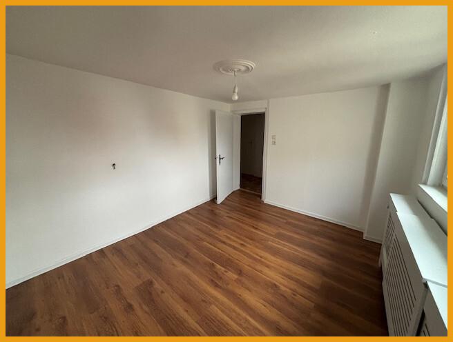Dachgeschoßwohnung Alsfeld - 3 Zimmer, 82 m&sup2;, 640&euro; | Angebot:23818105