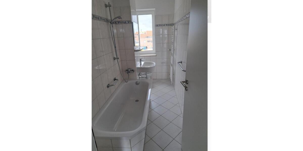 Etagenwohnung Staßfurt - 3 Zimmer, 60 m&sup2;, 312&euro; | Angebot:26614488