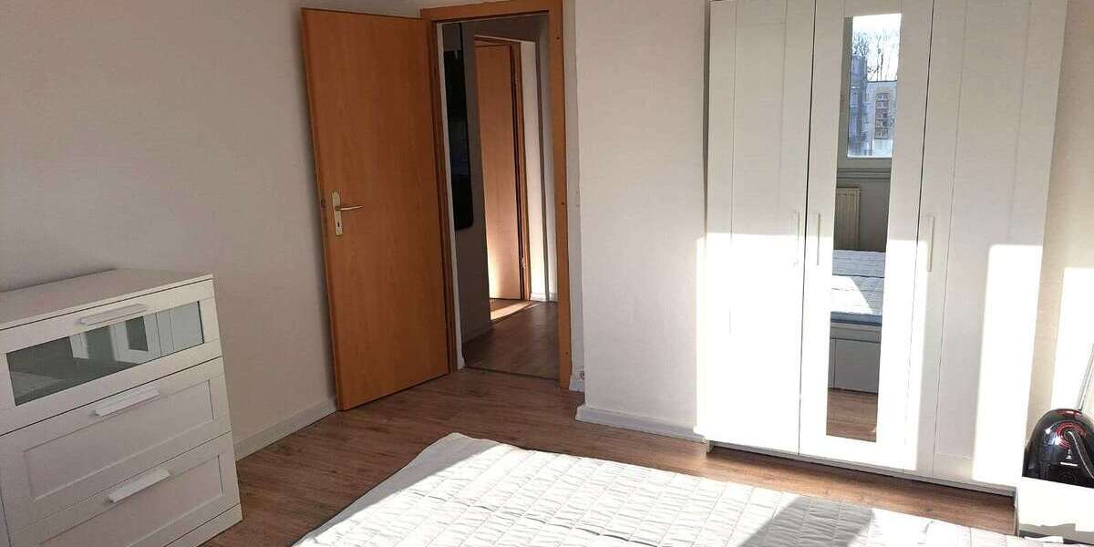 Komplett neu möblierte 2 Zimmer Wohnung mit Balkon. Flexibel ab 6 Monate zu vermieten! - Appartement Sachsen-Anhalt - Annaburg Annaburg | Angebot:25984847