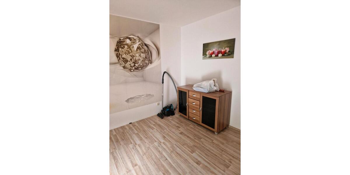 Etagenwohnung Auerbach - 1 Zimmer, 62 m&sup2;, 740&euro; | Angebot:24877742