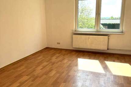 Wohnung Schwedt/Oder OT Briest Briest - 3 Zimmer, 65 m&sup2;, 410&euro; | Angebot:27132117