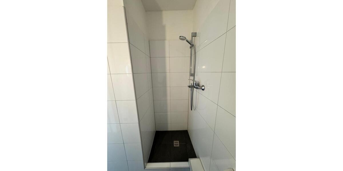 Dachgeschoßwohnung Aachen Aachen-Mitte - 1 Zimmer, 20 m&sup2;, 430&euro; | Angebot:25920216