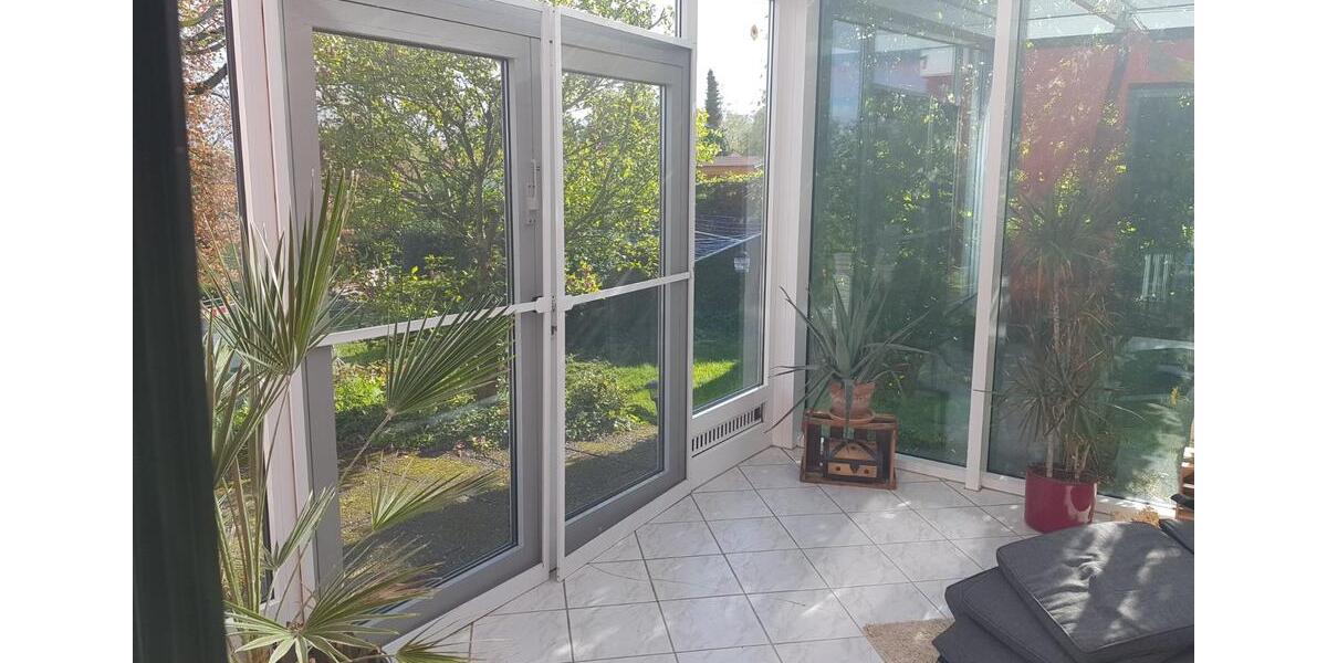 Helles, Einfamilienhaus mit großem Garten zu vermieten! Bestlage! 5 zimmer