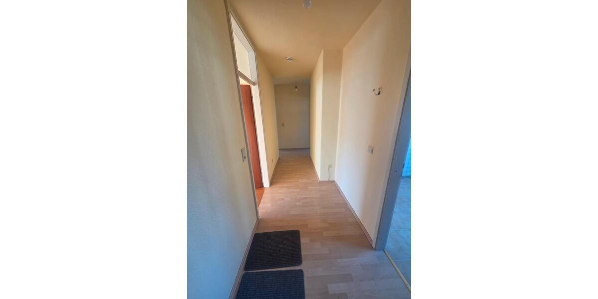 Etagenwohnung Kassel Harleshausen - 3.5 Zimmer, 93 m&sup2;, 1.150&euro; | Angebot:25991898