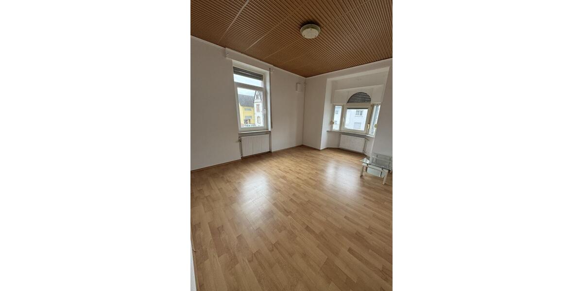 Etagenwohnung Friedberg (Hessen) - 3 Zimmer, 65 m&sup2;, 690&euro; | Angebot:25172634
