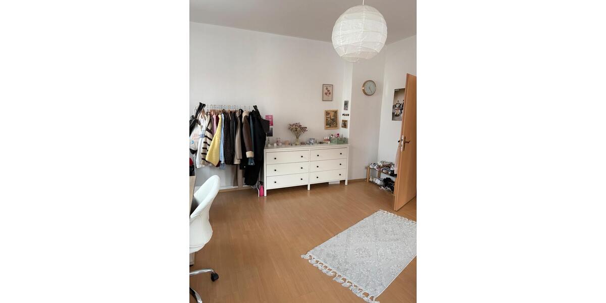 Wohnen auf Zeit Erfurt Andreasvorstadt - 1 Zimmer, 22 m&sup2;, 380&euro; | Angebot:25980077