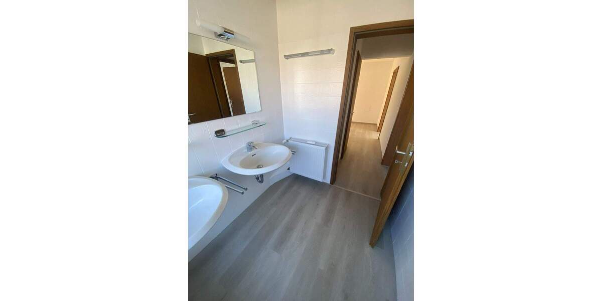 Etagenwohnung Rothenburg ob der Tauber Rothenburg - 3 Zimmer, 88 m&sup2;, 700&euro; | Angebot:25684380