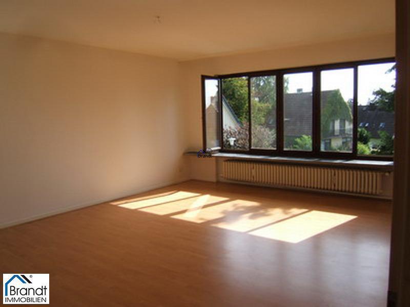 Attraktive Altbauwohnung am Rande der Stadt! 4 zimmer