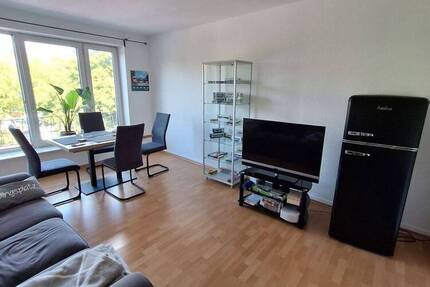 HH-Horn, 2,5 Zimmer Wohnung mit Balkon !Bitte unsere Fragen beachten!
