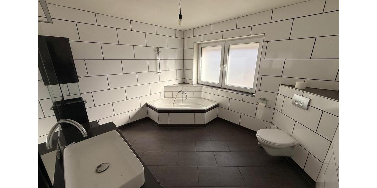 Doppelhaushälfte Baesweiler - 3 Zimmer, 95 m&sup2;, 1.100&euro; | Angebot:25302180