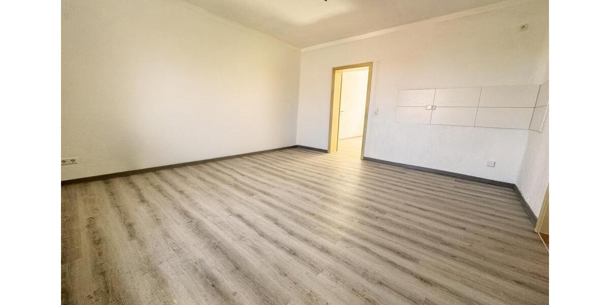 Etagenwohnung Oschersleben (Bode) - 2 Zimmer, 62 m&sup2;, 465&euro; | Angebot:26266516