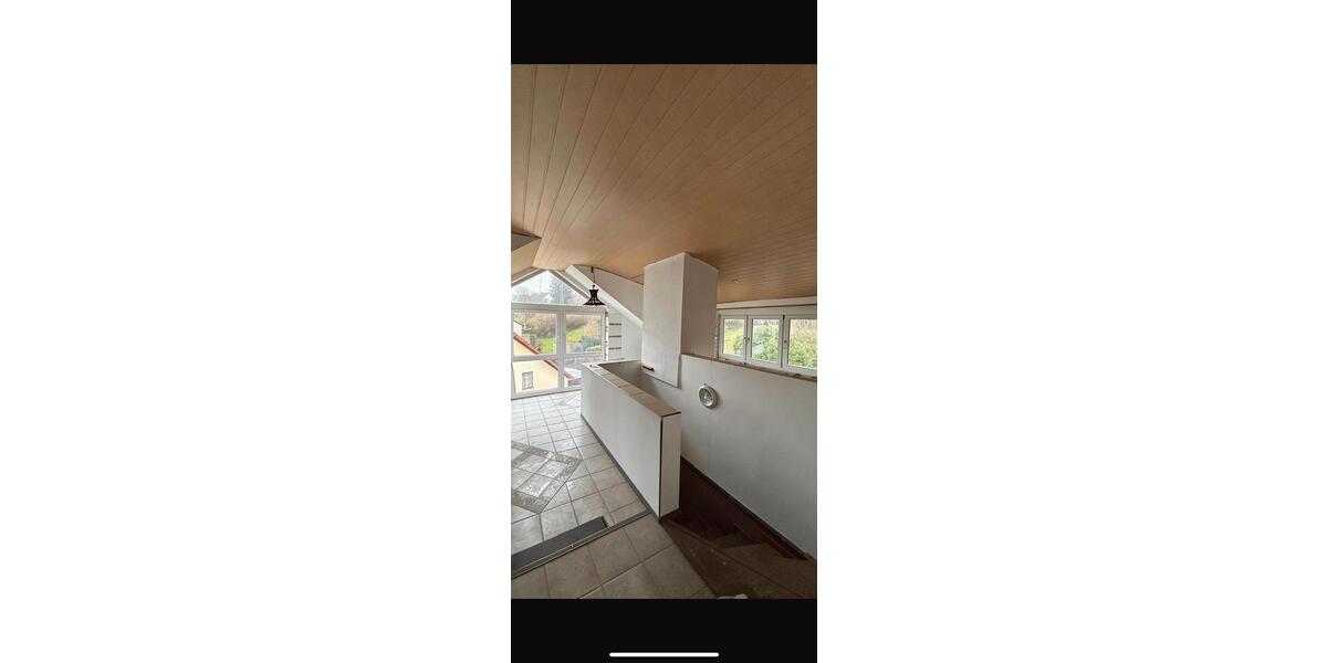 Dachgeschoßwohnung Riegelsberg - 3 Zimmer, 85 m&sup2;, 790&euro; | Angebot:25126727