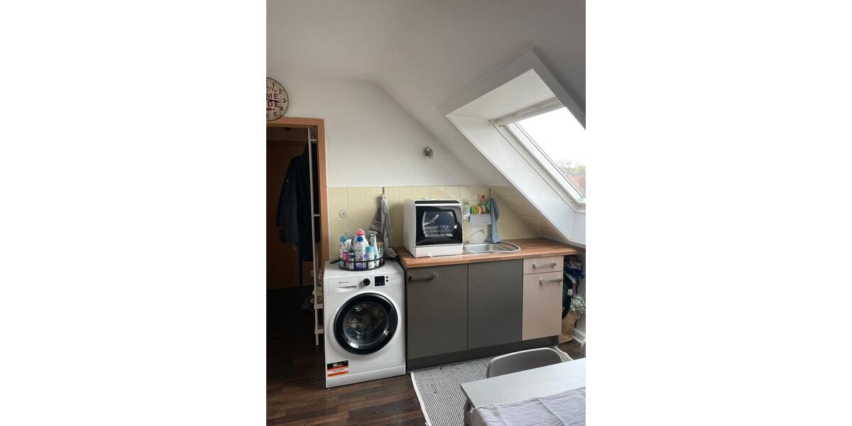 Dachgeschoßwohnung Langenhagen - 3 Zimmer, 65 m&sup2;, 900&euro; | Angebot:26638137