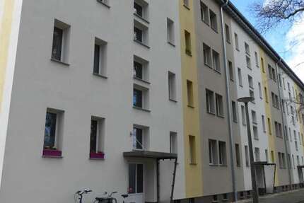 Wohnung Dessau-Roßlau Roßlau - 3 Zimmer, 60 m&sup2;, 425&euro; | Angebot:26173330