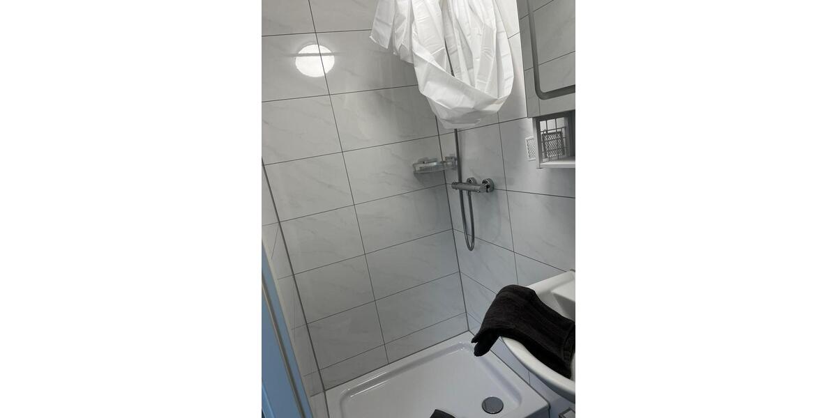 Wohnen auf Zeit Gauting - 1 Zimmer, 1 m&sup2;, 140&euro; | Angebot:26136346