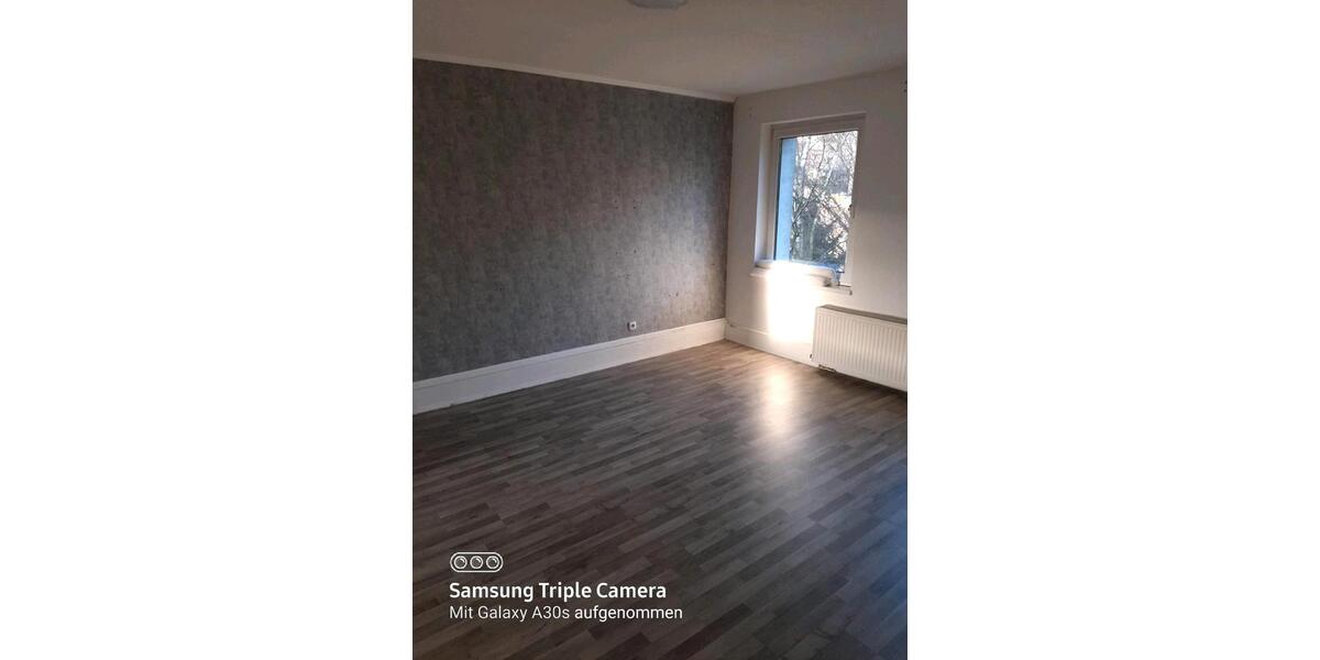 Dachgeschoßwohnung Wuppertal Unterbarmen - 4 Zimmer, 93 m&sup2;, 787&euro; | Angebot:25645296