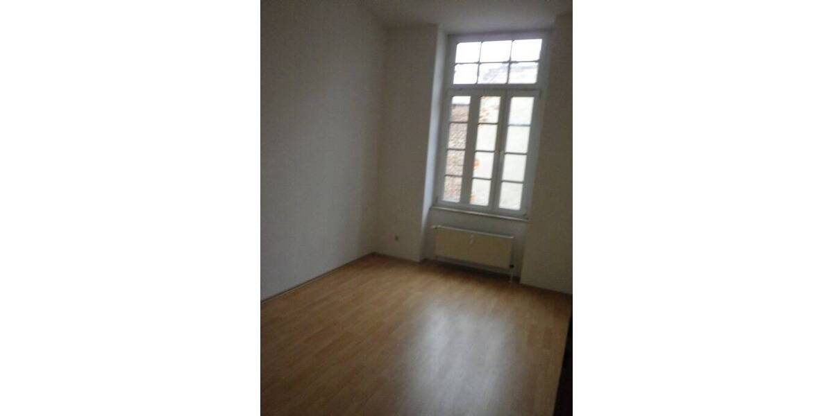 Etagenwohnung Altenburg - 3 Zimmer, 70 m&sup2;, 430&euro; | Angebot:24402003
