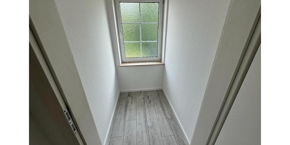 Etagenwohnung Ludwigslust - 2 Zimmer, 69 m&sup2;, 690&euro; | Angebot:26678616