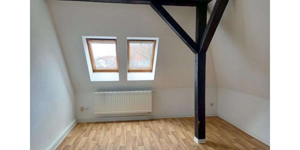 Dachgeschoßwohnung Weißwasser (Oberlausitz) - 2 Zimmer, 49 m&sup2;, 310&euro; | Angebot:25084354