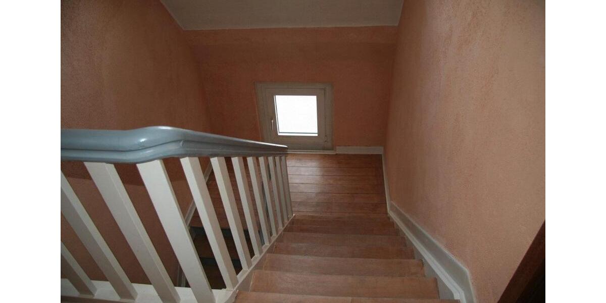 Dachgeschoßwohnung Duisburg Rheinhausen - 2 Zimmer, 32 m&sup2;, 345&euro; | Angebot:26528604