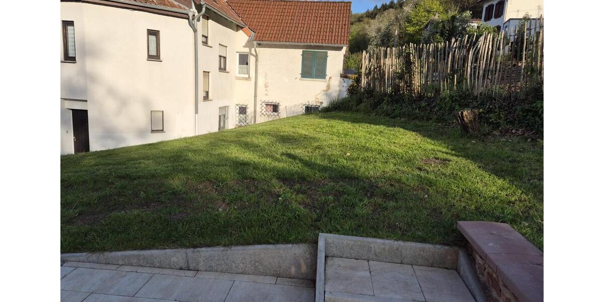 Etagenwohnung Mettlach - 3 Zimmer, 70 m&sup2;, 770&euro; | Angebot:23887035