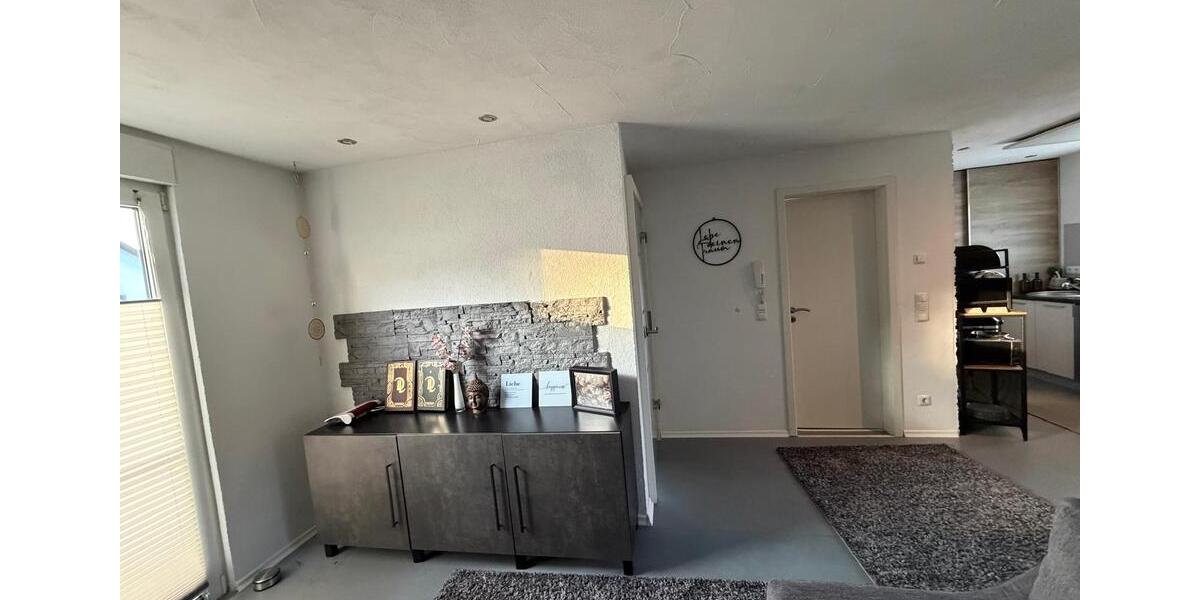 Einfamilienhaus Oerlenbach - 3 Zimmer, 105 m&sup2;, 920&euro; | Angebot:26205853