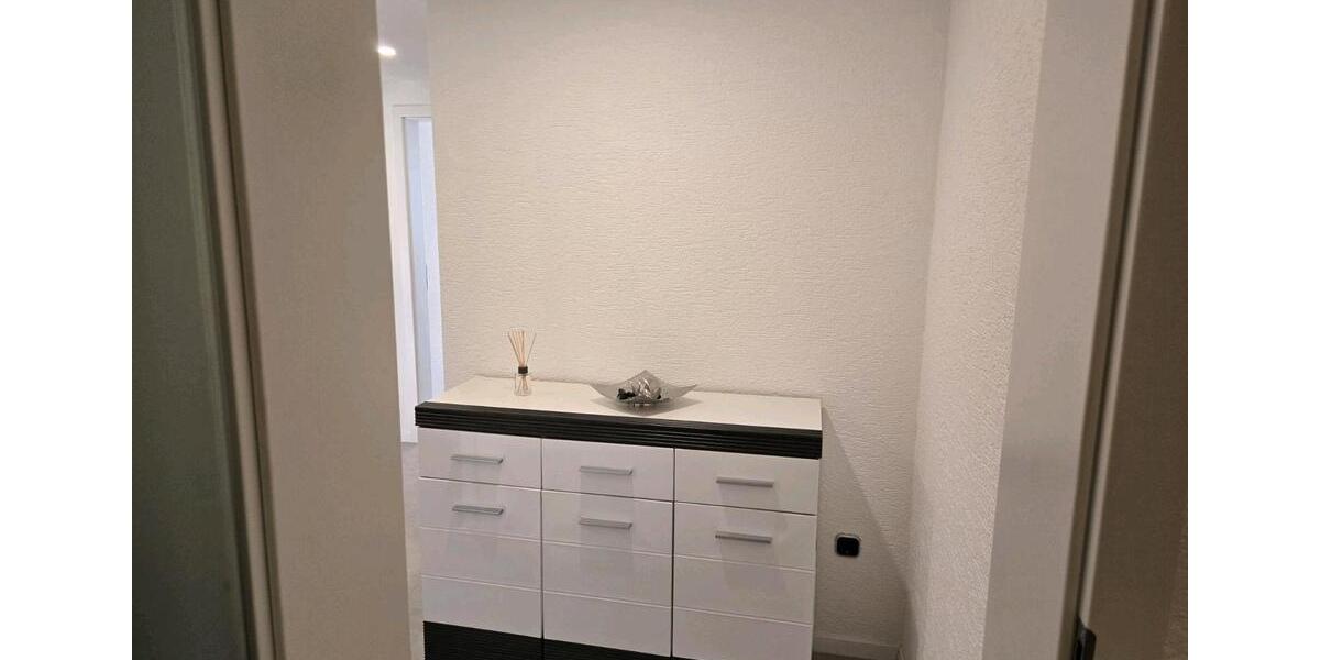 Wohnen auf Zeit Sontra - 2 Zimmer, 65 m&sup2;, 65&euro; | Angebot:25975965