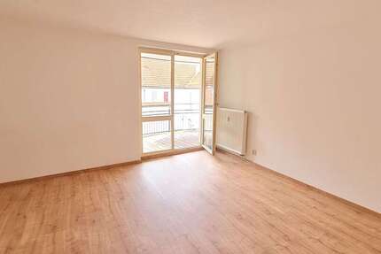 Wohnung Eisenach - 2 Zimmer, 84 m&sup2;, 570&euro; | Angebot:26591903