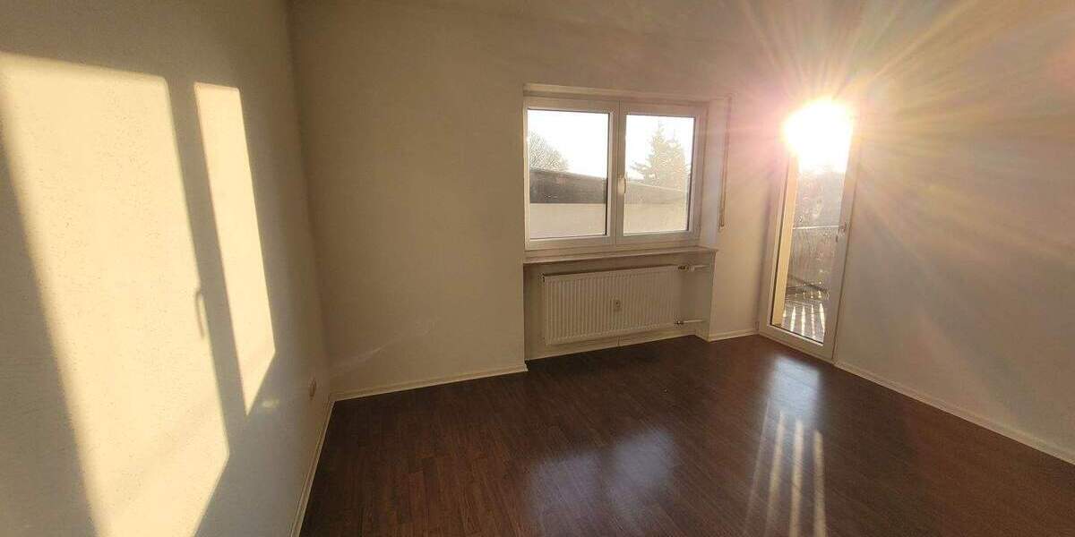 Etagenwohnung Giebelstadt Euerhausen - 4 Zimmer, 113 m&sup2;, 860&euro; | Angebot:24621031