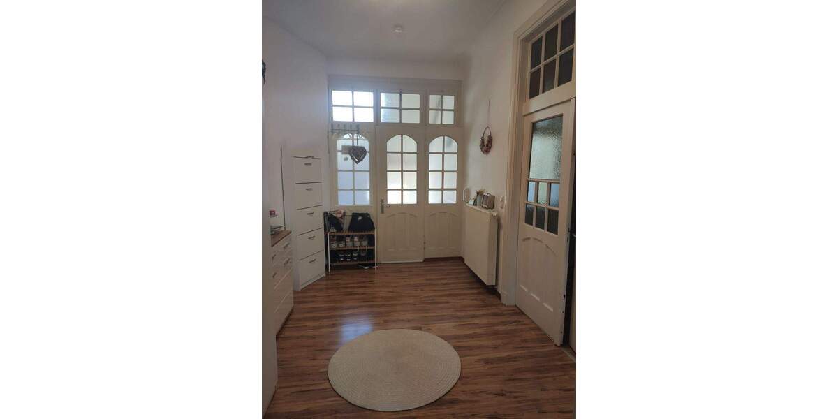 4-Zimmer Wohnung im 1.OG im Altbau sucht Nachmieter 4 zimmer