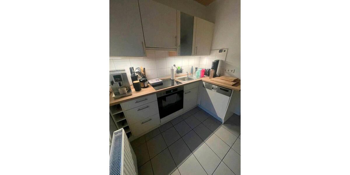 Etagenwohnung Braunschweig Wabe-Schunter-Beberbach - 3 Zimmer, 100 m&sup2;, 1.200&euro; | Angebot:26300747