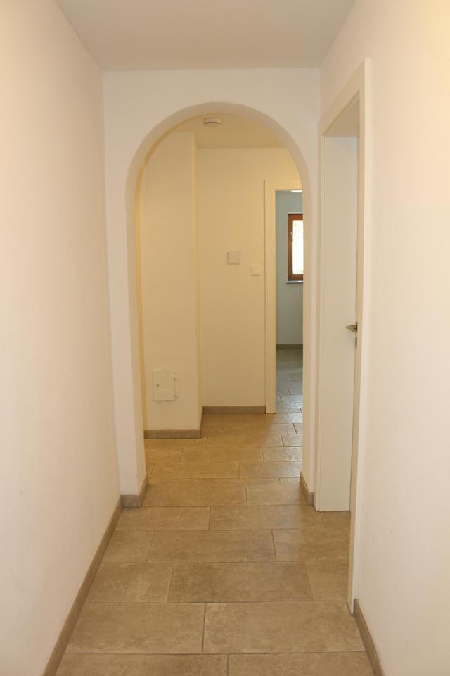 Behagliches, neuwertiges 1-Zi.-Appatement in DeggendorfMietraching zu vermieten.