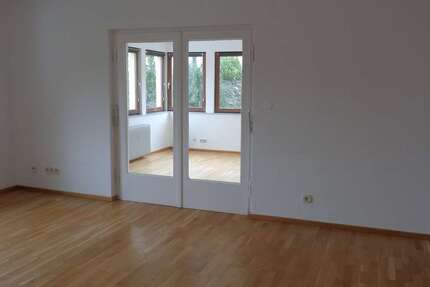Wohnung Niedernhausen-Engenhahn Engenhahn - 4 Zimmer, 95 m&sup2;, 950&euro; | Angebot:27268015