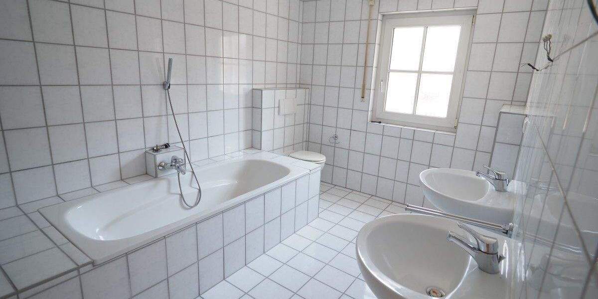 Etagenwohnung Palzing Palzing - 3 Zimmer, 93 m&sup2;, 1.280&euro; | Angebot:25879446