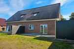 Moderne DHH mit einem Garten in bester Lage in Wittmund