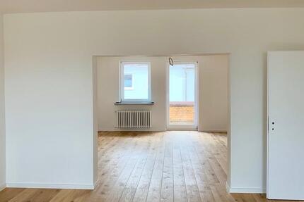 Wohnung Kassel - 3 Zimmer, 120 m&sup2;, 1.180&euro; | Angebot:25104443