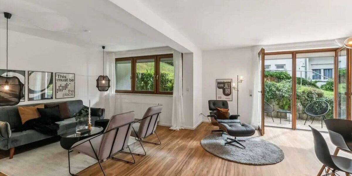 Etagenwohnung Bad Camberg - 4 Zimmer, 103 m&sup2;, 1.160&euro; | Angebot:26257553