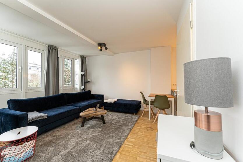 Vollmöblierte Wohnung mit EBK und Bad in Weissensee