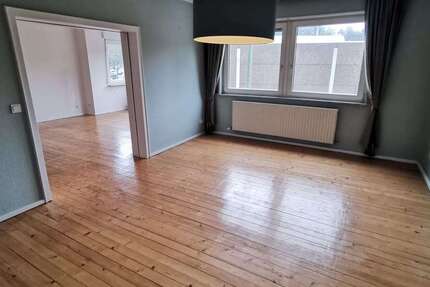 Wohnung Kaiserslautern Betzenberg - 5 Zimmer, 139 m&sup2;, 1.330&euro; | Angebot:26777282