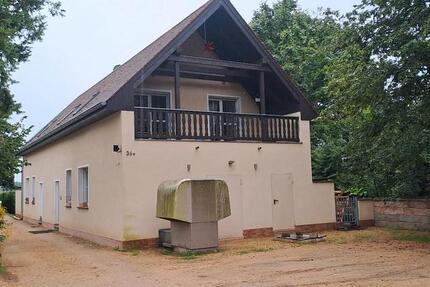 Doppelhaushälfte Besichtigung am 14.12.2025 von 11-14 Uhr 2 zimmer